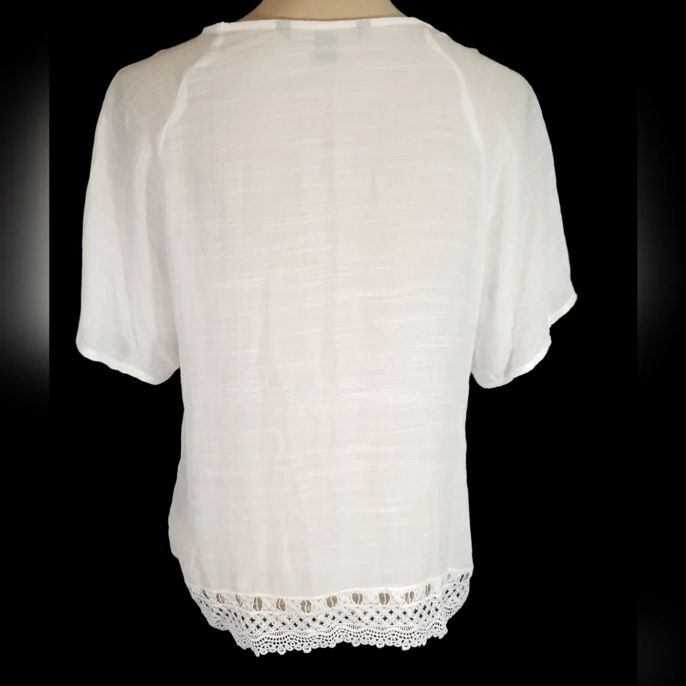 Zac & Rachel Square Neckline Short Sleeves White Top. Size PL - Picture 4 of 12